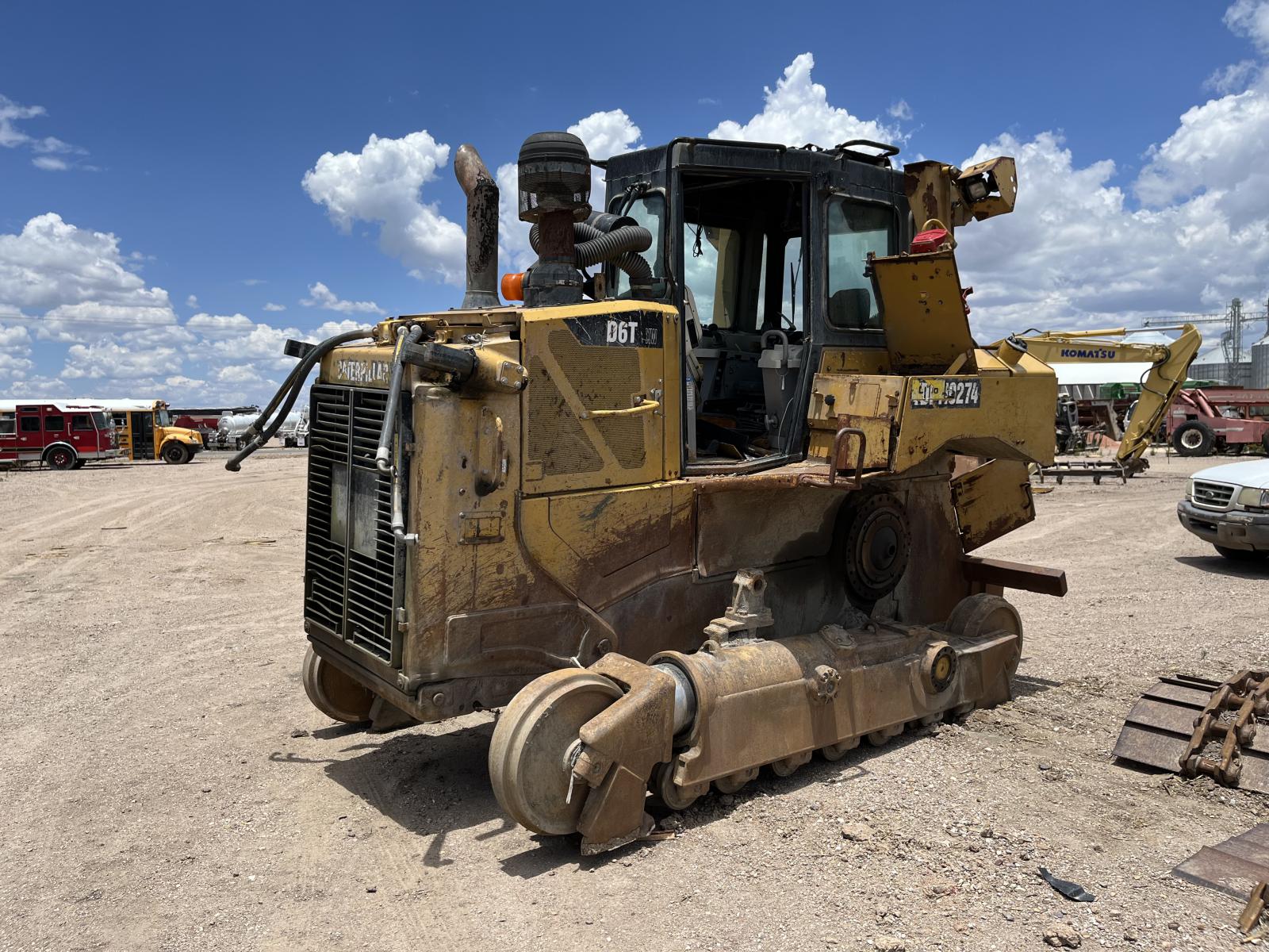 ./imagenes/INVOICE/2019/17771/TOPADOR FRONTAL CATERPILLAR D6T XW PARA PARTES (1).JPG